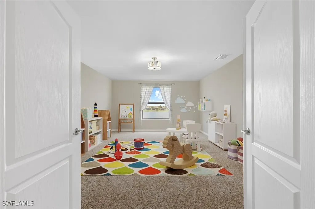 9374 Foxglove Lane Naples FL 34120
