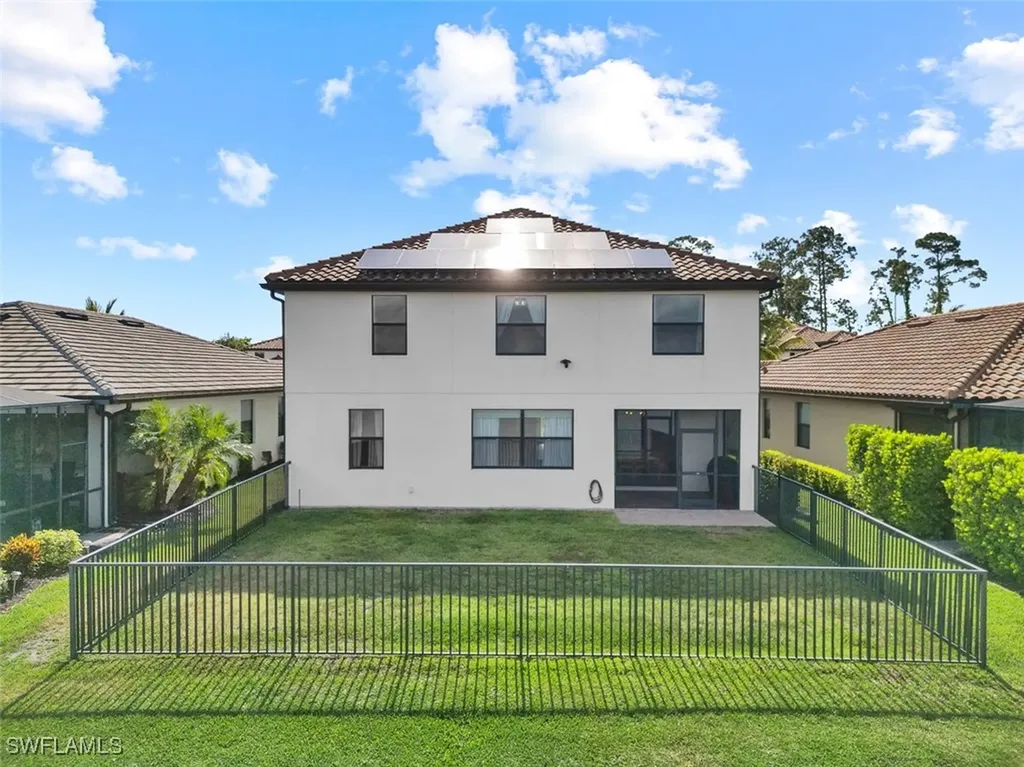 9374 Foxglove Lane Naples FL 34120