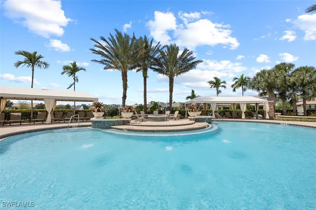 9374 Foxglove Lane Naples FL 34120