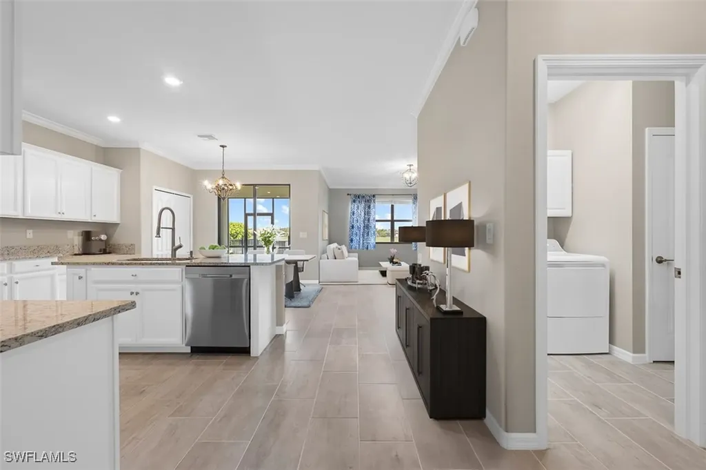 9374 Foxglove Lane Naples FL 34120
