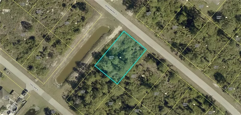 430 Wickham Avenue S Lehigh Acres FL 33974