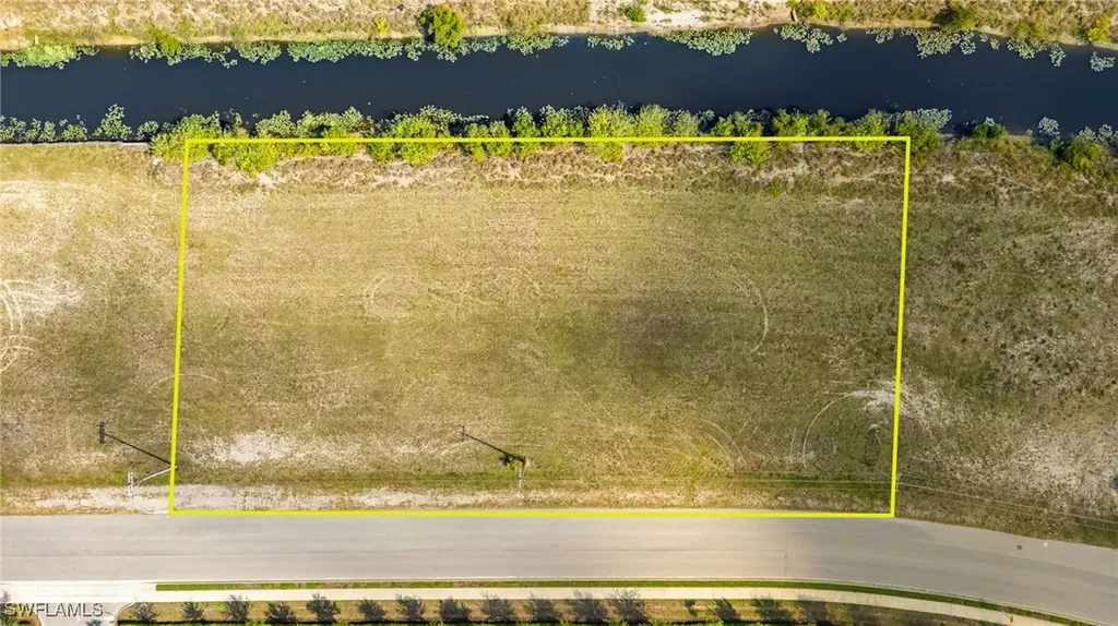 2133-2203 NE 10th Terrace Cape Coral FL 33909
