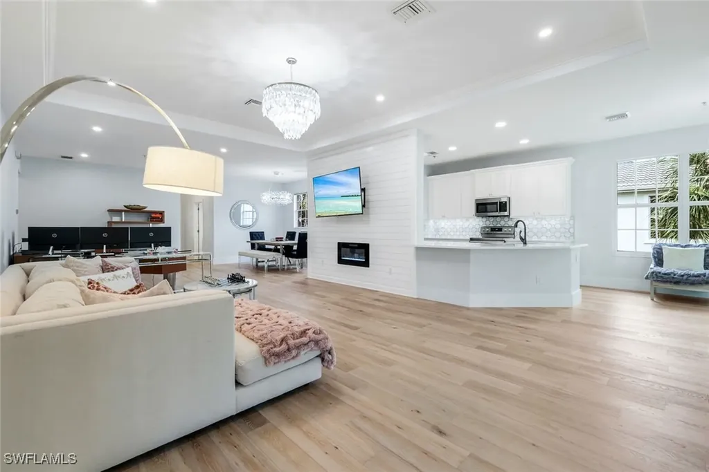 12858 Carrington Circle Naples FL 34105