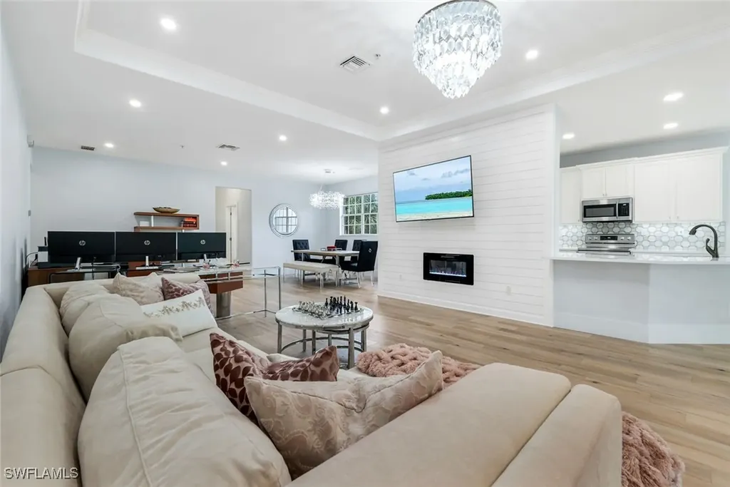 12858 Carrington Circle Naples FL 34105