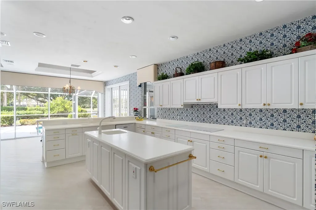 798 Brentwood Point Naples FL 34110