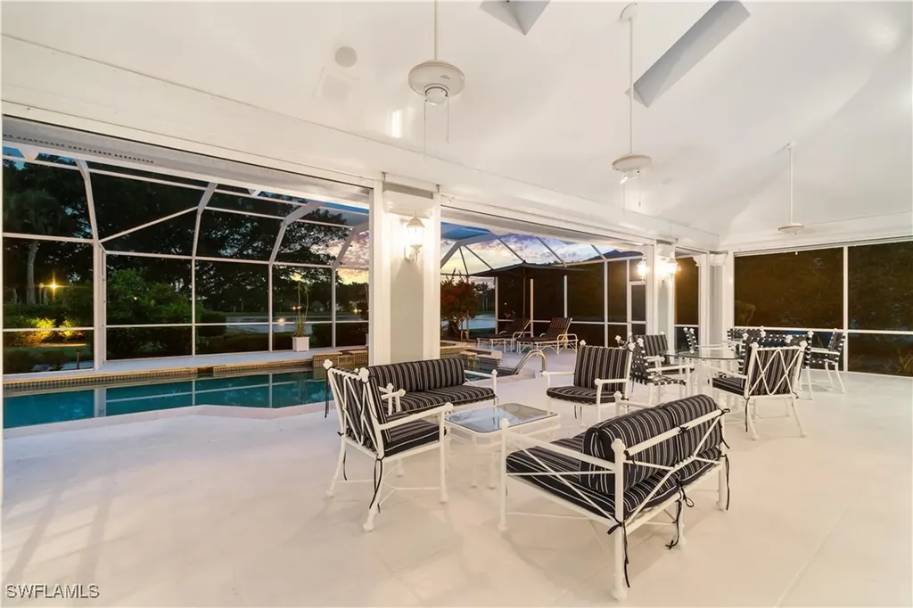 798 Brentwood Point Naples FL 34110