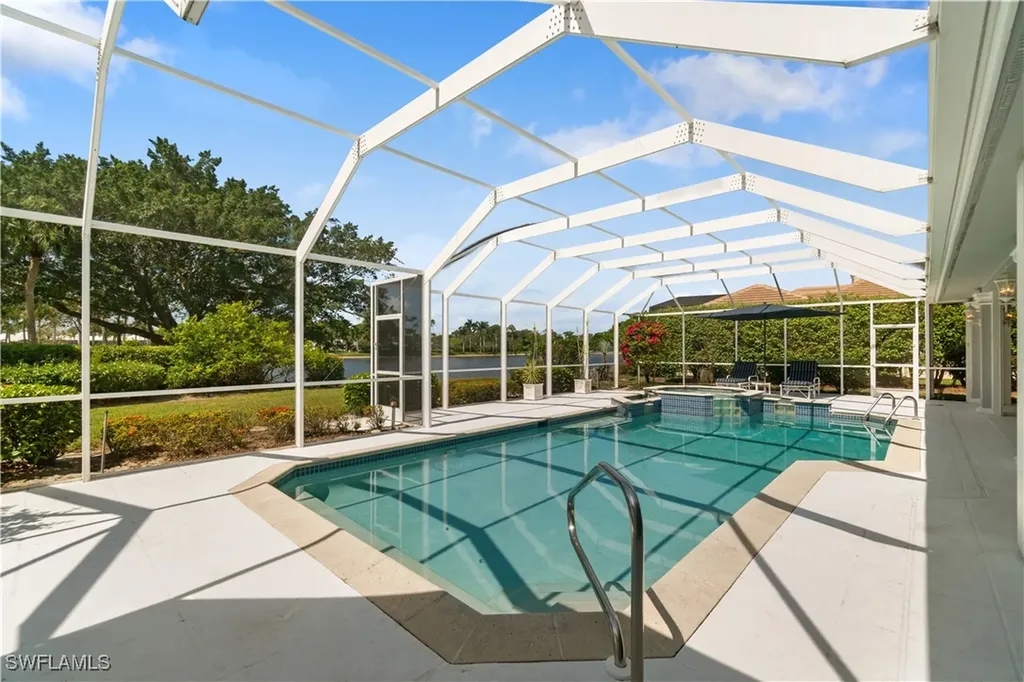 798 Brentwood Point Naples FL 34110