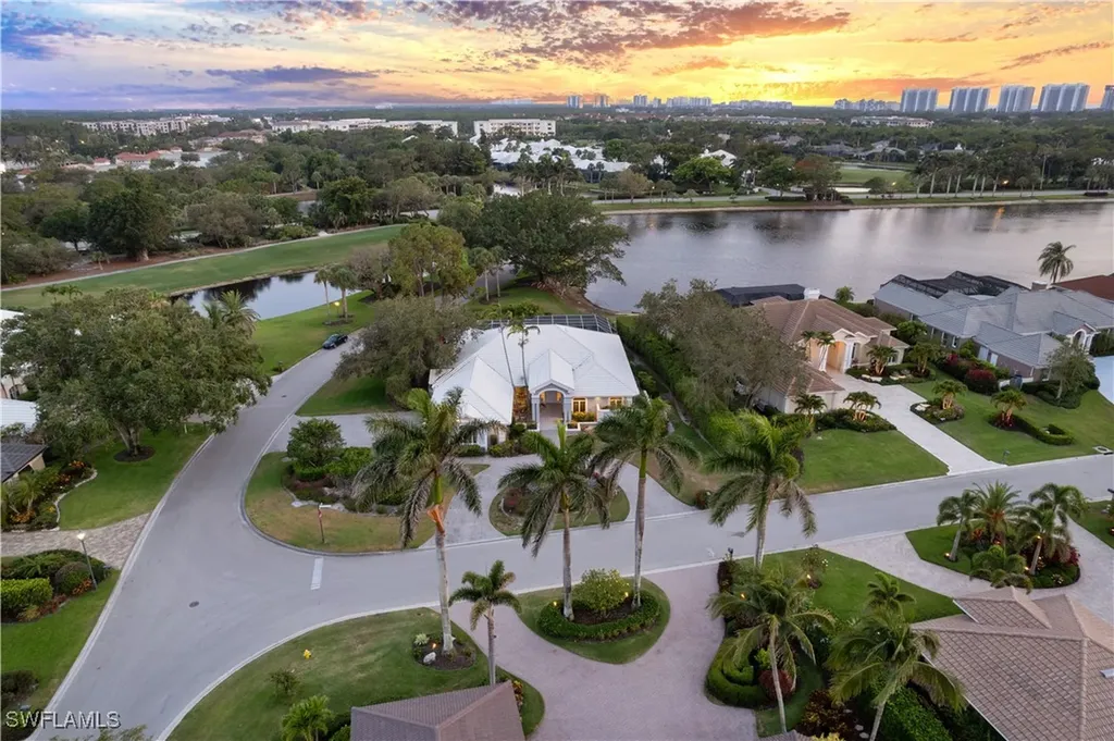 798 Brentwood Point Naples FL 34110