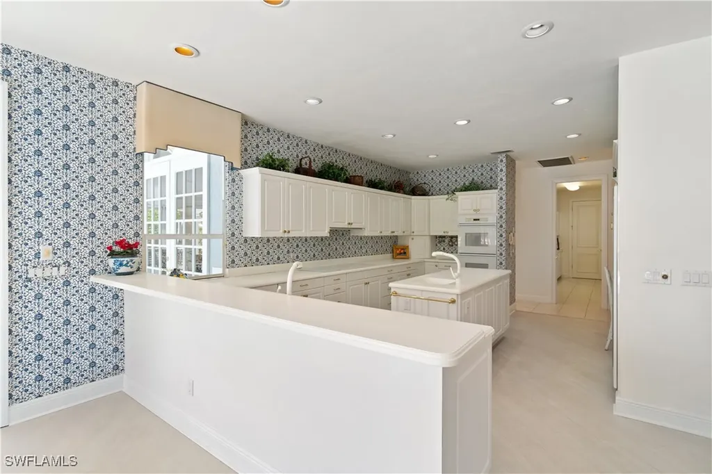 798 Brentwood Point Naples FL 34110