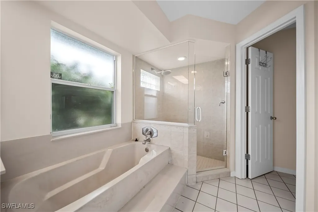 1314 SE 15th Terrace Cape Coral FL 33990