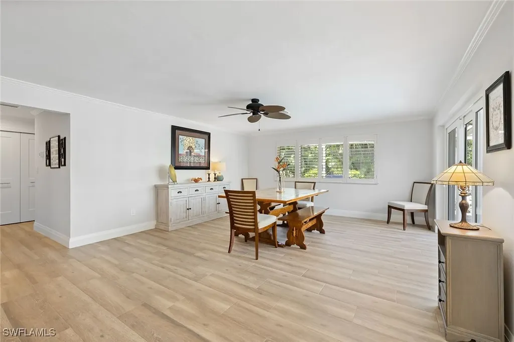 636 Park Shore Drive Naples FL 34103