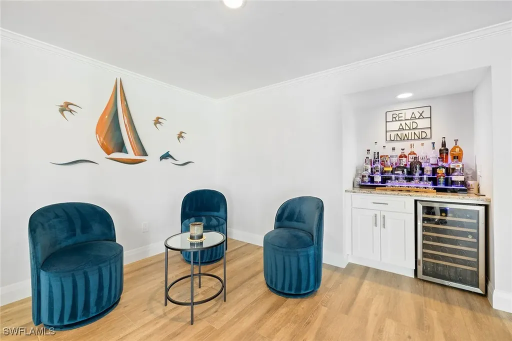 636 Park Shore Drive Naples FL 34103