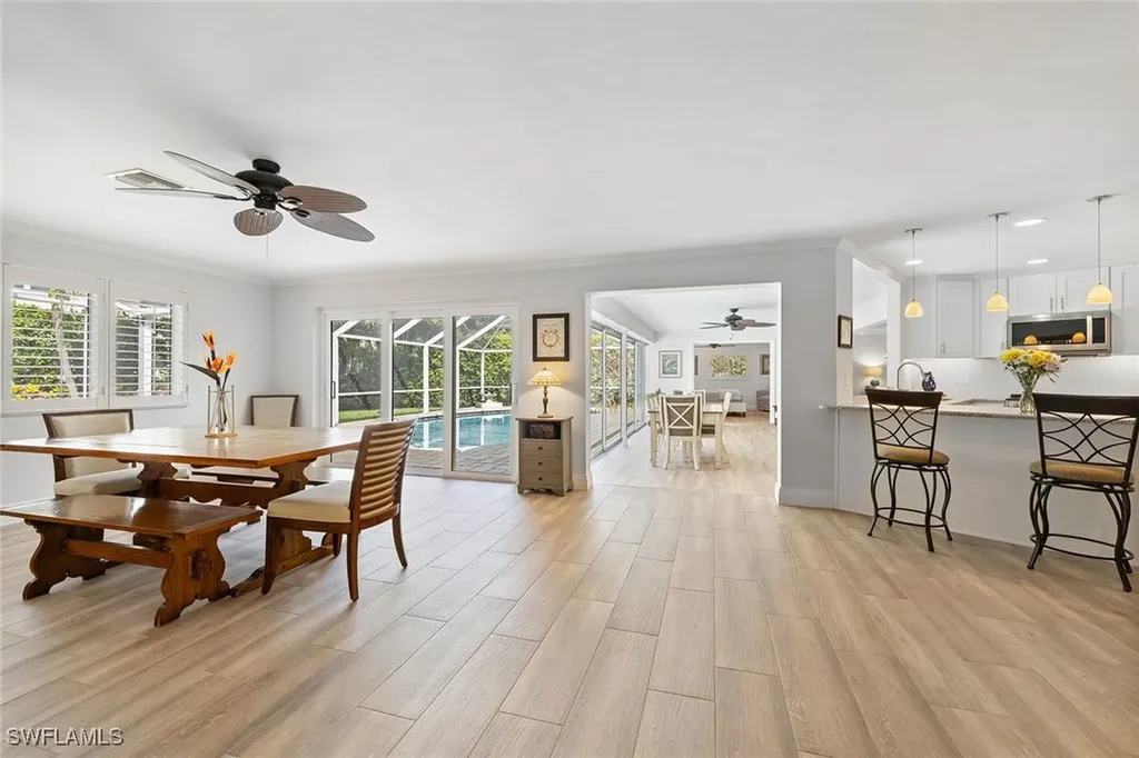 636 Park Shore Drive Naples FL 34103