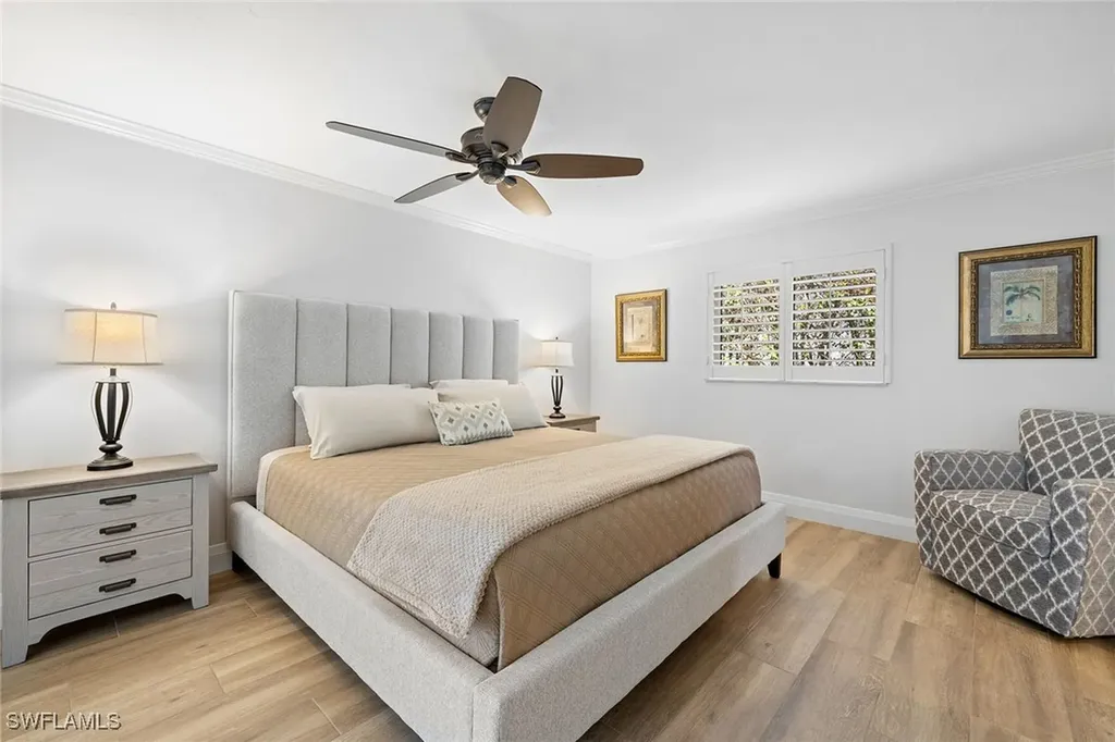 636 Park Shore Drive Naples FL 34103