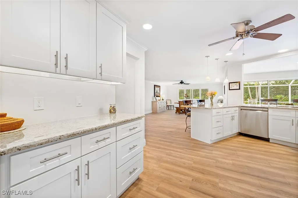 636 Park Shore Drive Naples FL 34103