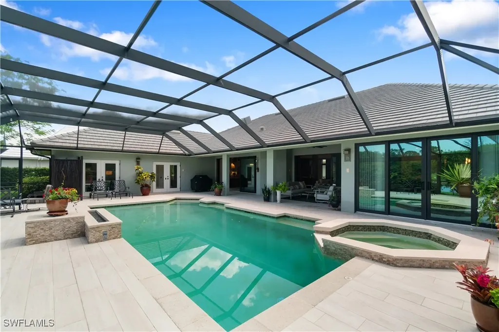 15311 Burnaby Drive Naples FL 34110