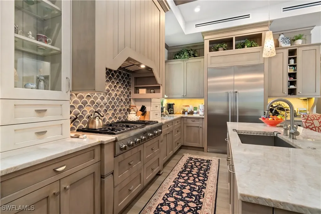 15311 Burnaby Drive Naples FL 34110