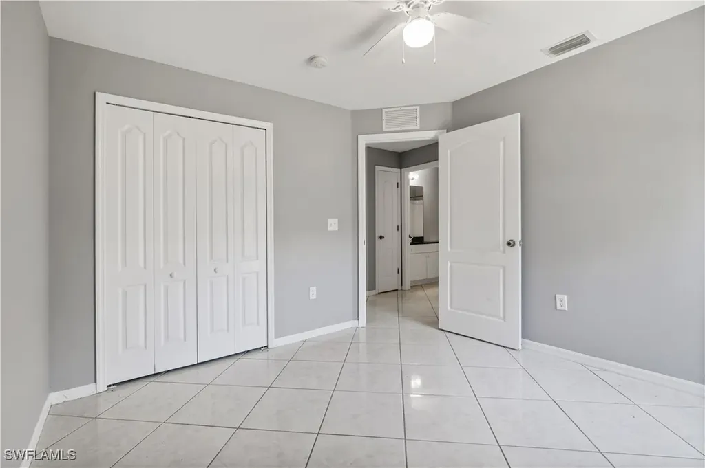 2903 NW 5th Place Cape Coral FL 33993