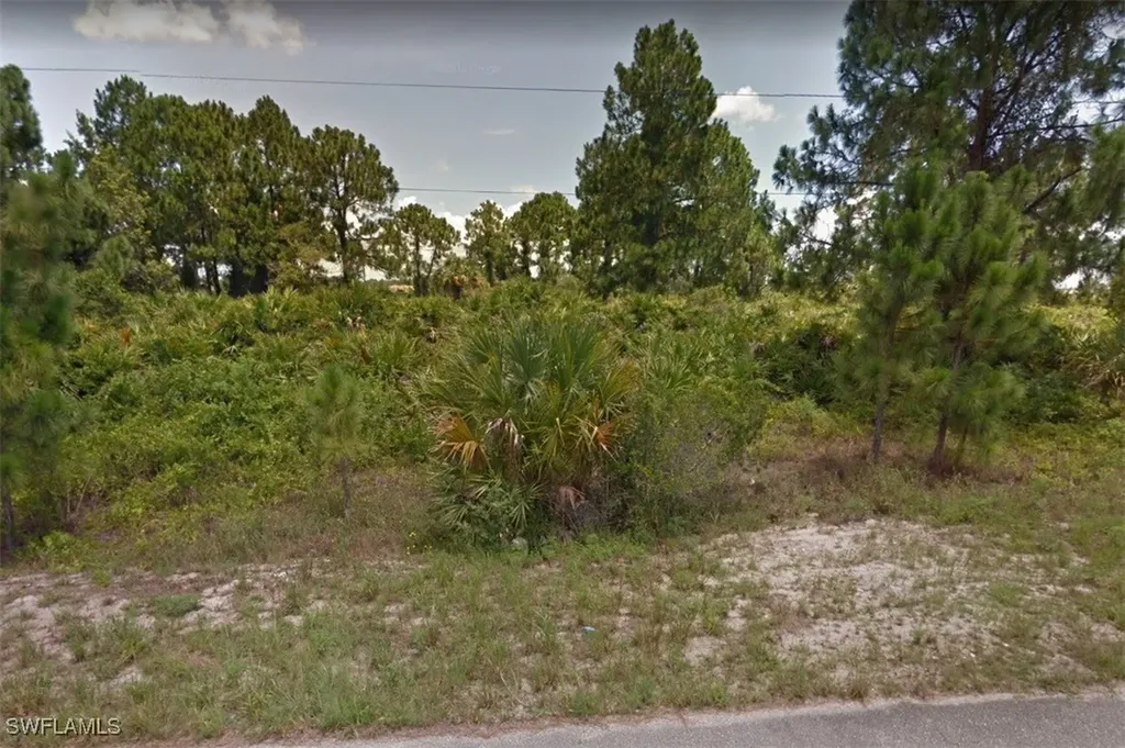 1241 Songbird Street Fort Myers FL 33913