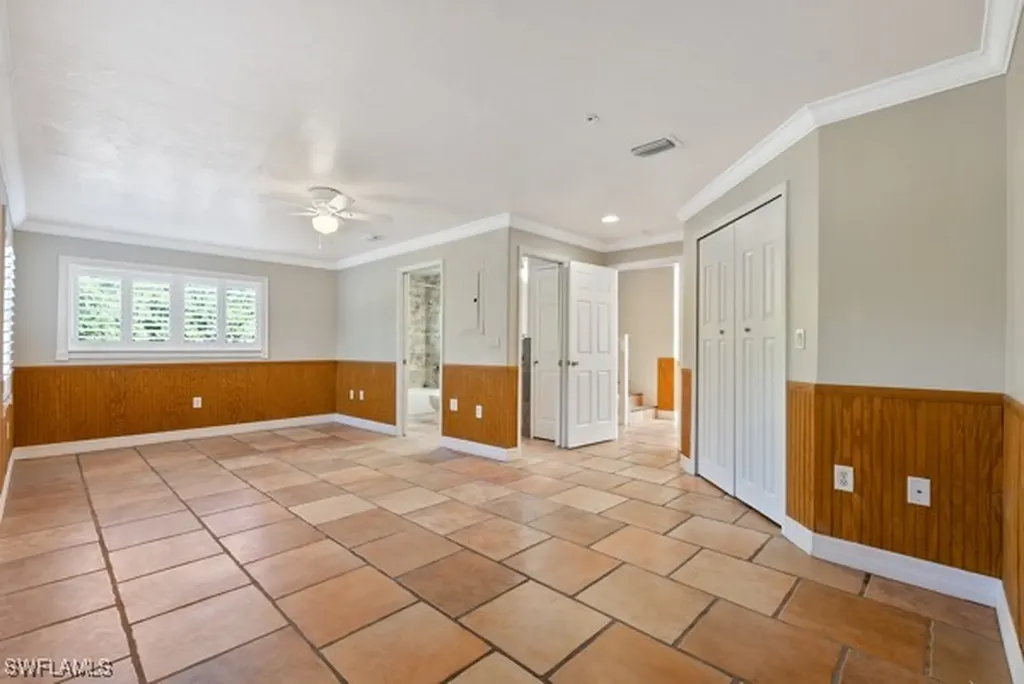 819 James Street Fort Myers FL 33916