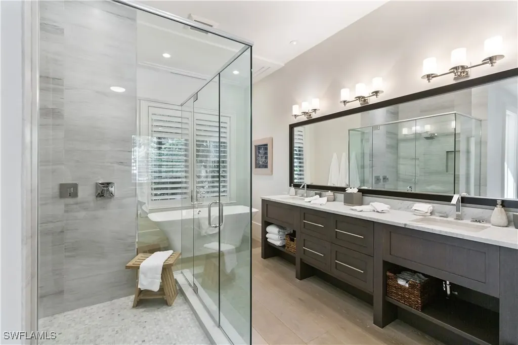 500 3rd Avenue N Naples FL 34102