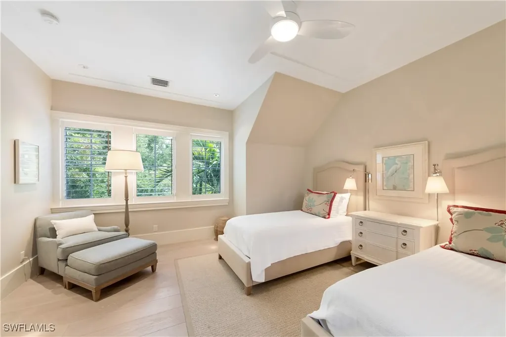 500 3rd Avenue N Naples FL 34102