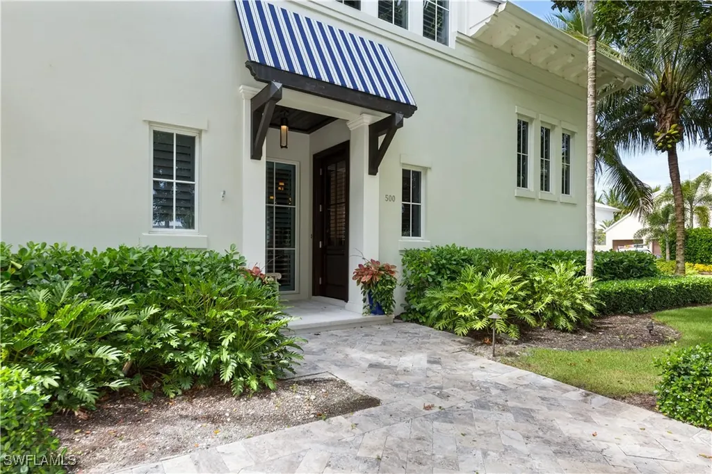 500 3rd Avenue N Naples FL 34102
