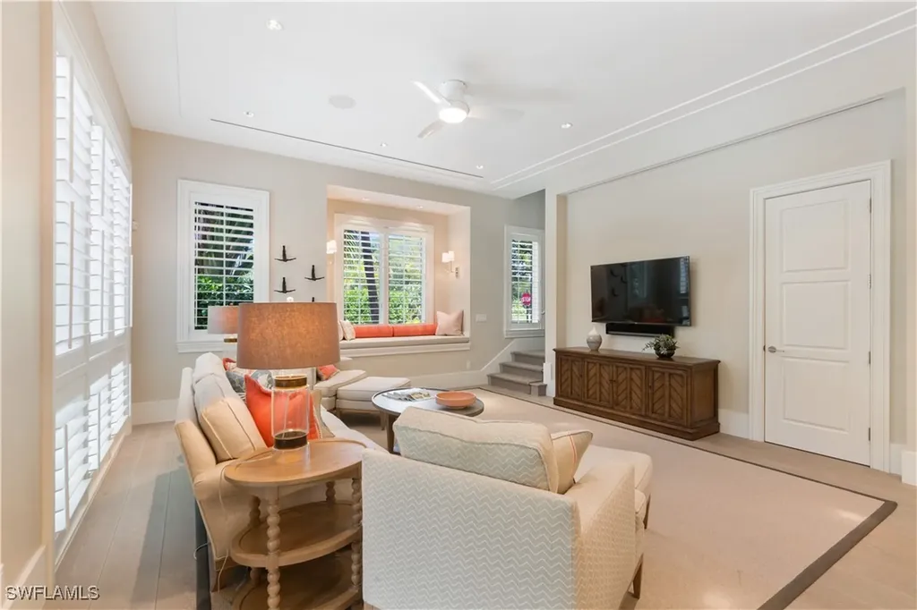 500 3rd Avenue N Naples FL 34102