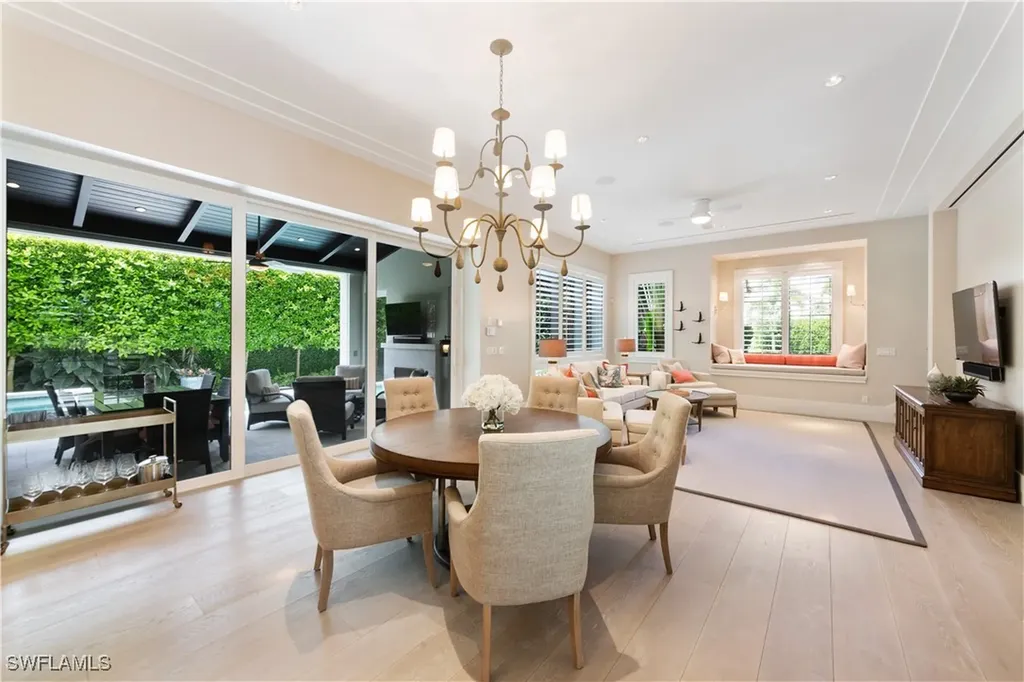 500 3rd Avenue N Naples FL 34102
