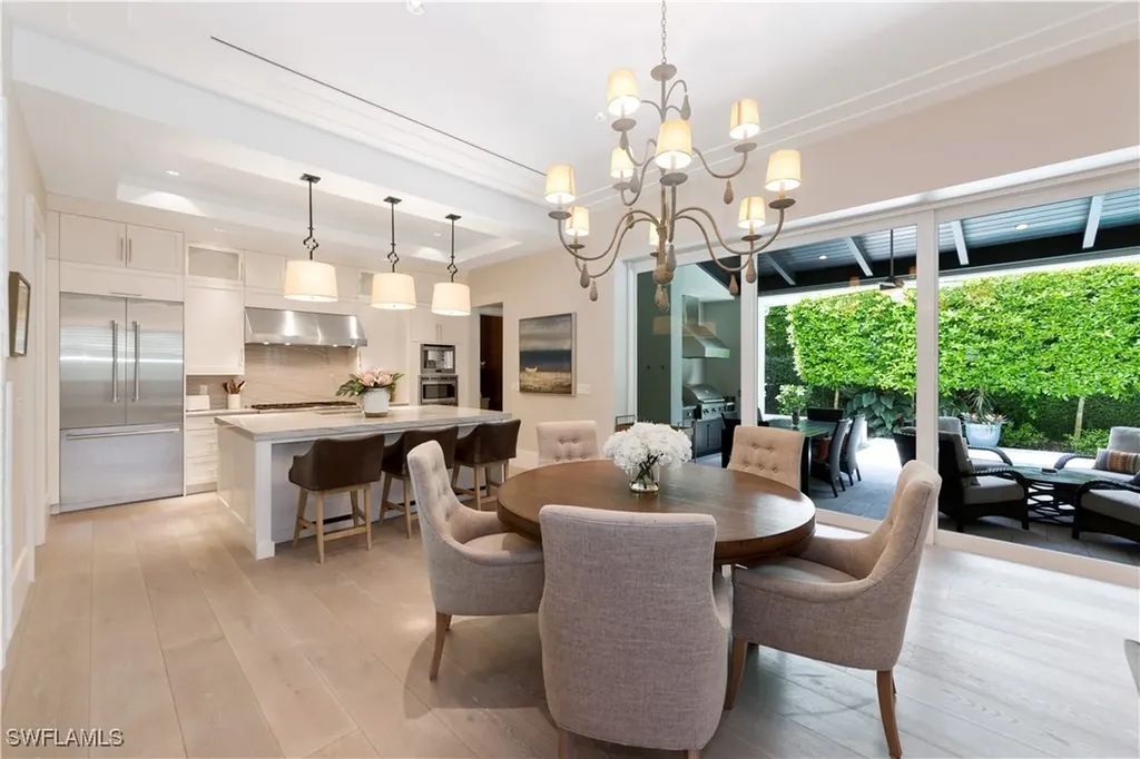 500 3rd Avenue N Naples FL 34102