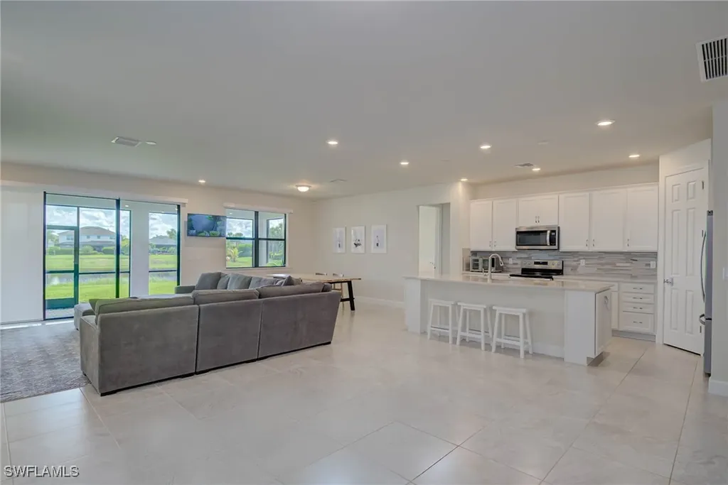 2337 Tangerine Lane Naples FL 34120