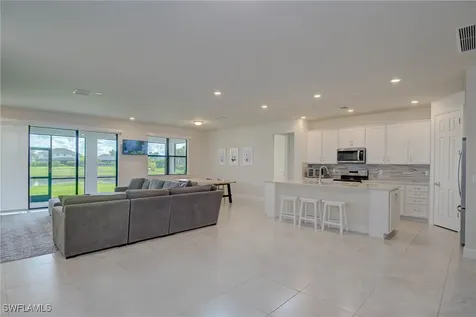 2337 Tangerine Lane Naples FL 34120