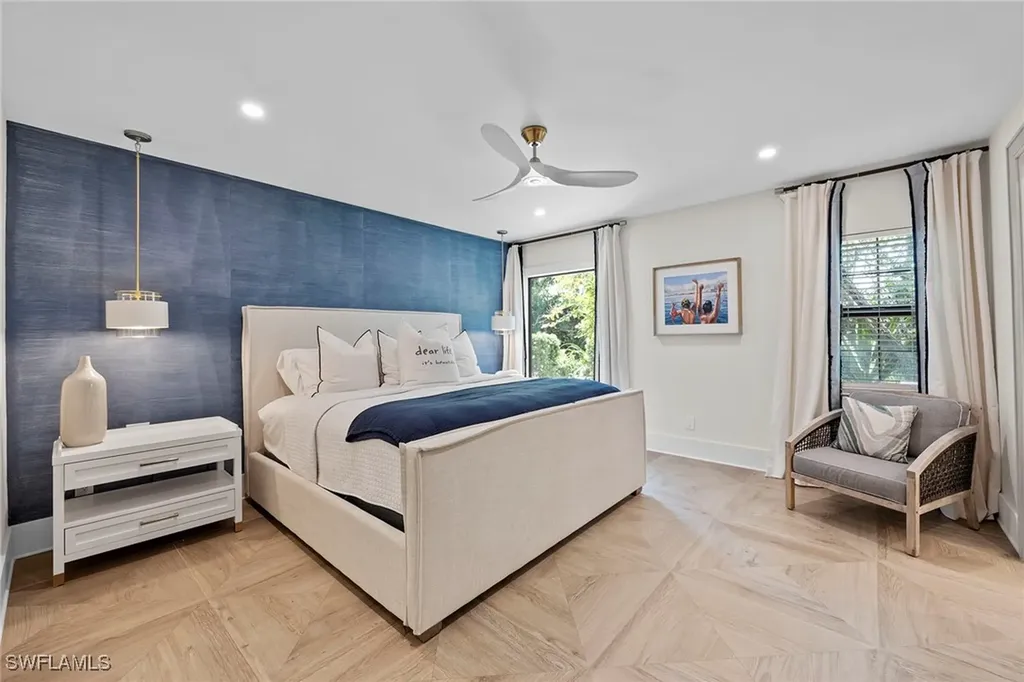 392 7th Avenue S Naples FL 34102