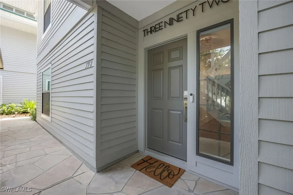 392 7th Avenue S Naples FL 34102