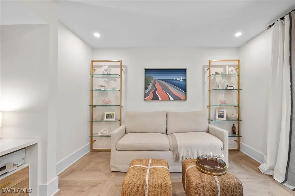 392 7th Avenue S Naples FL 34102