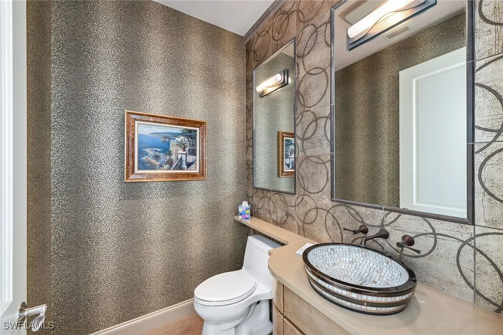 13675 Vanderbilt Drive Naples FL 34110