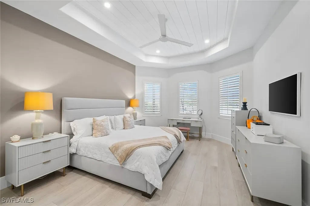 6597 Caldecott Drive Naples FL 34113