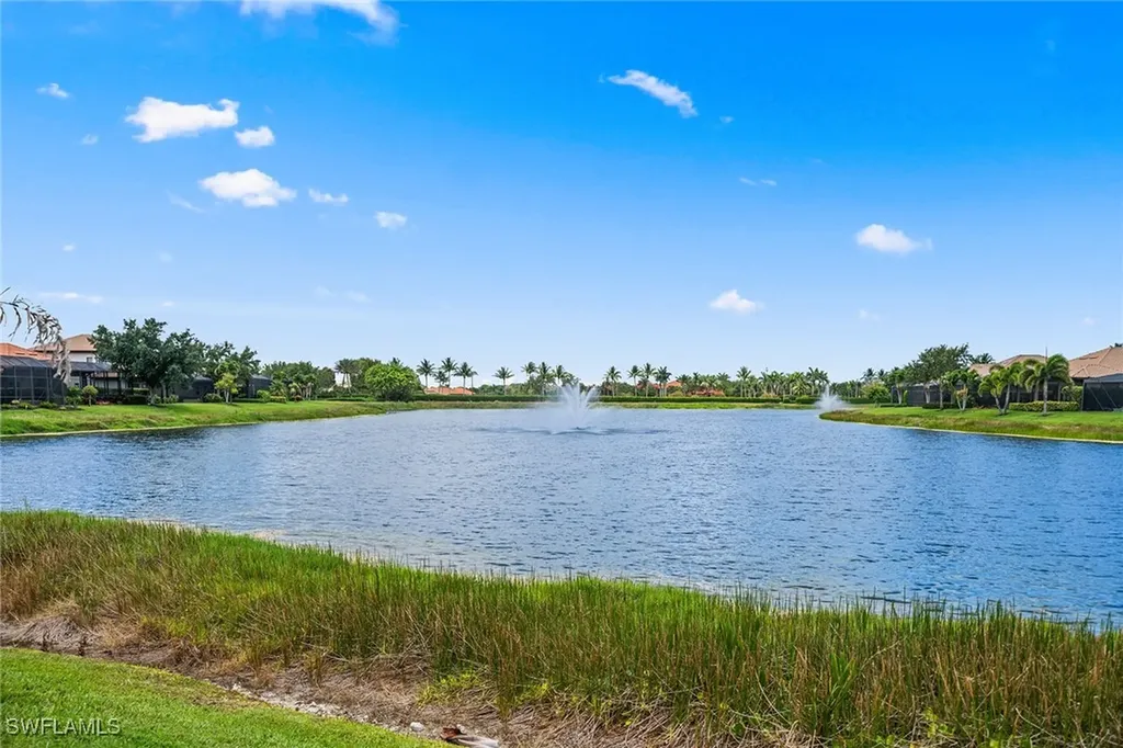 6597 Caldecott Drive Naples FL 34113