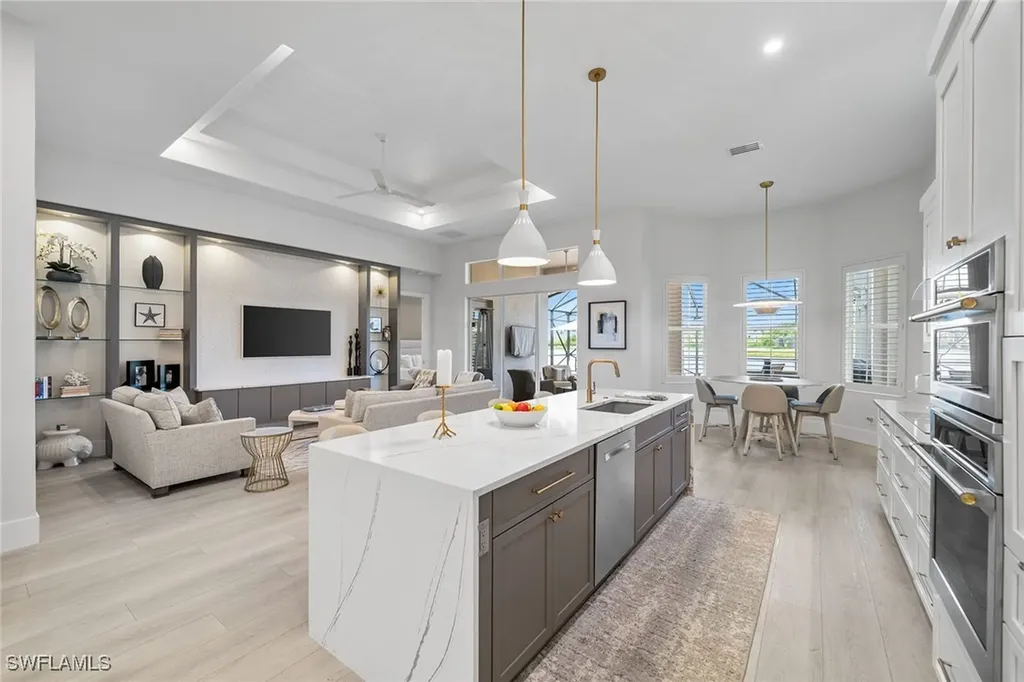 6597 Caldecott Drive Naples FL 34113