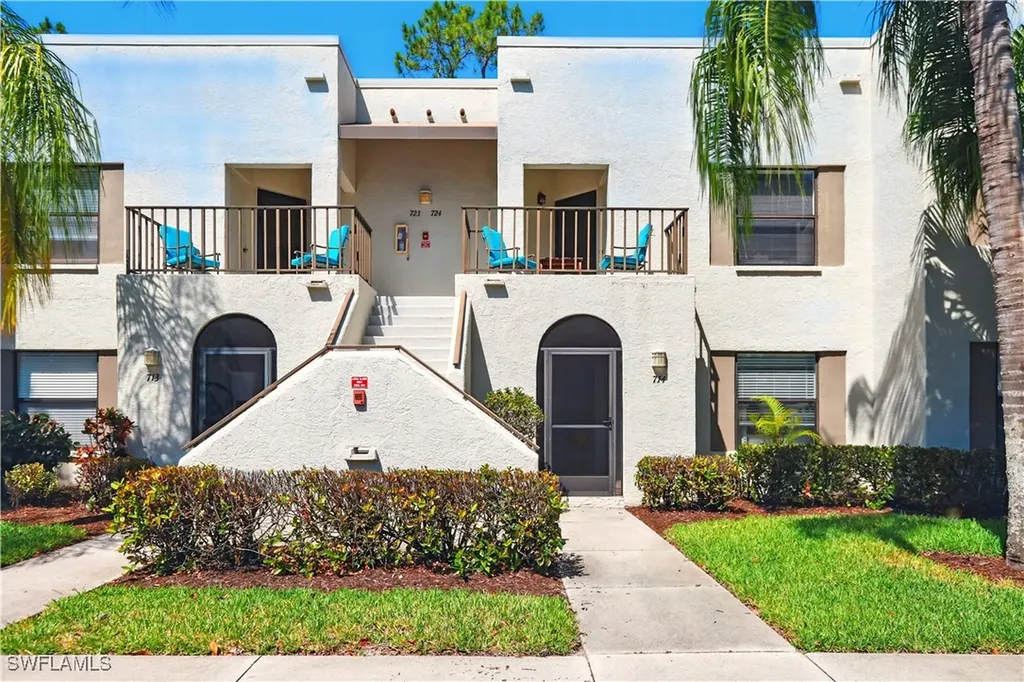 3323 Olympic Drive Naples FL 34105