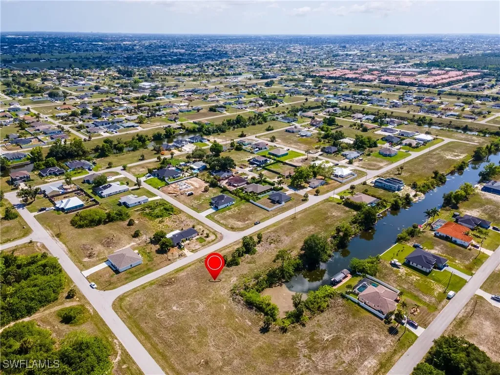 2205 NE 27th Street Cape Coral FL 33909