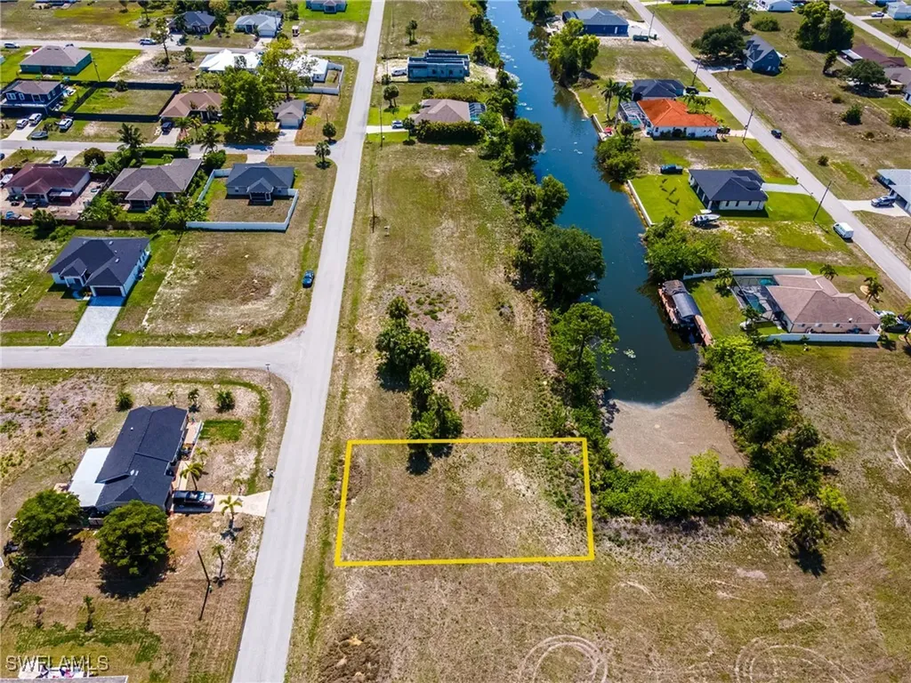 2205 NE 27th Street Cape Coral FL 33909