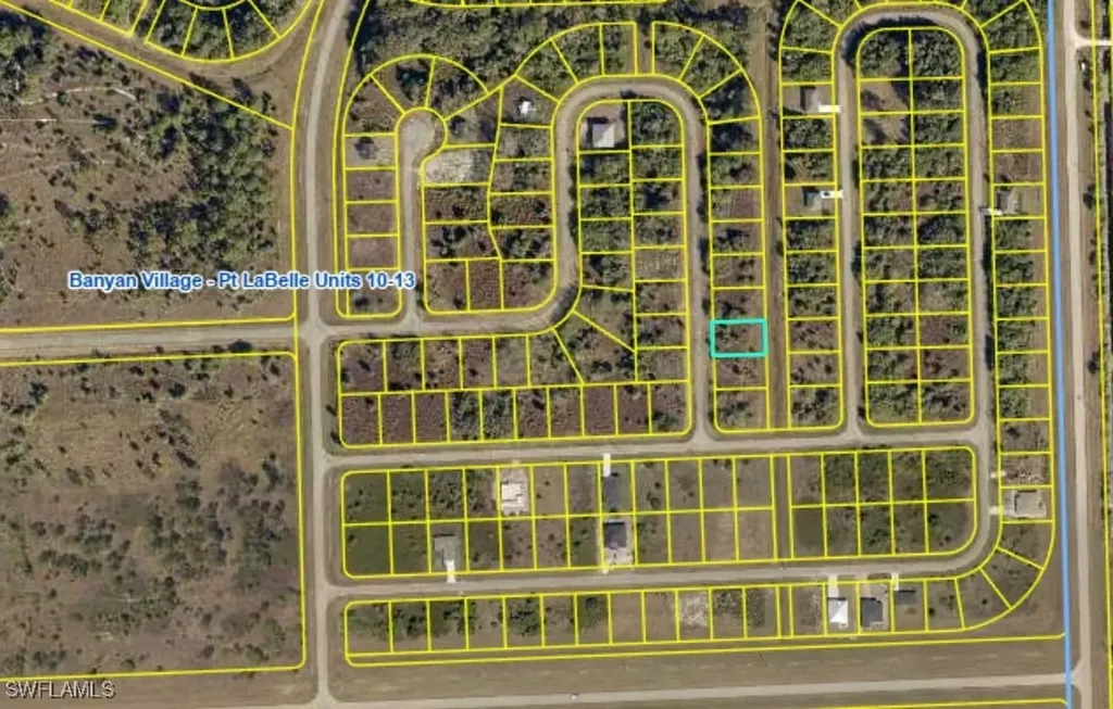 352 Phoenix Terrace Labelle FL 33935