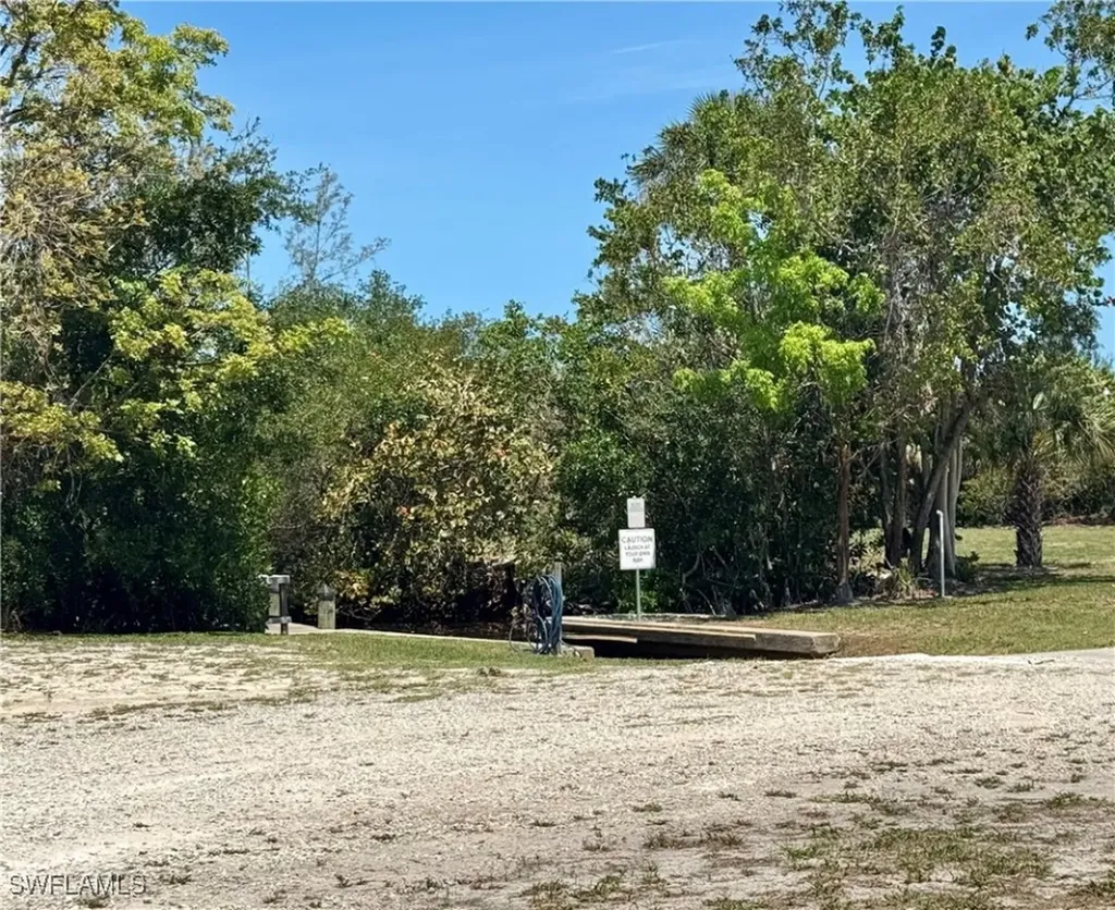 2777 Clipper Way Naples FL 34104
