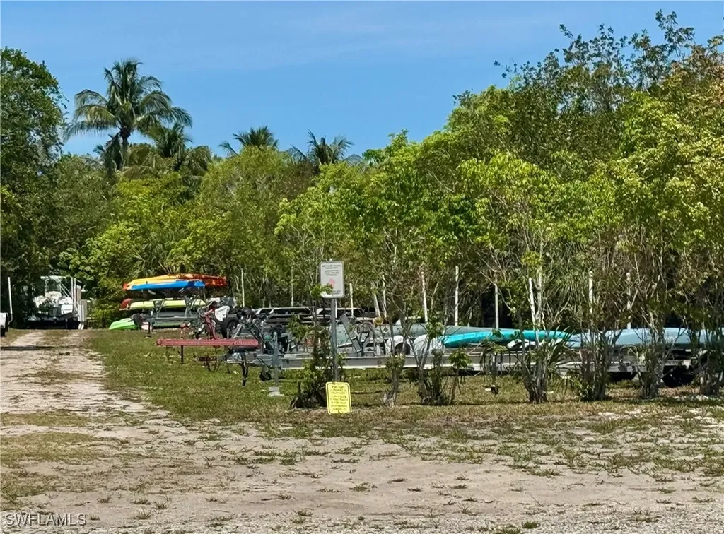 2777 Clipper Way Naples FL 34104