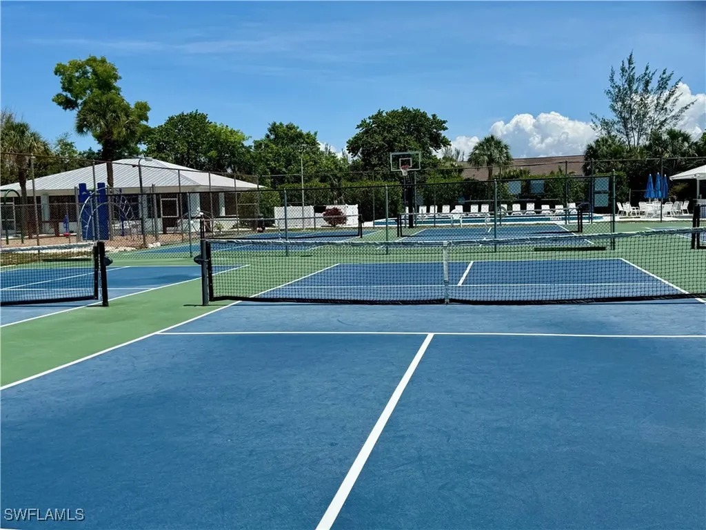 2777 Clipper Way Naples FL 34104