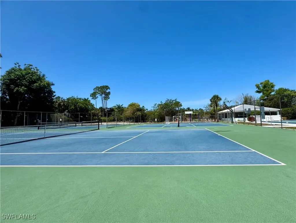 2777 Clipper Way Naples FL 34104