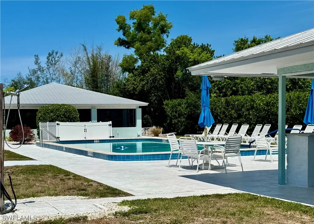 2777 Clipper Way Naples FL 34104