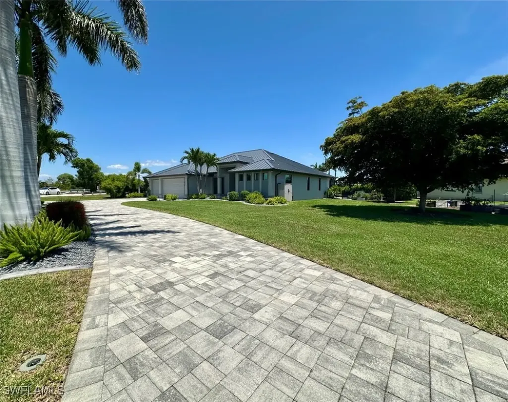 410 SE 26th Terrace Cape Coral FL 33904