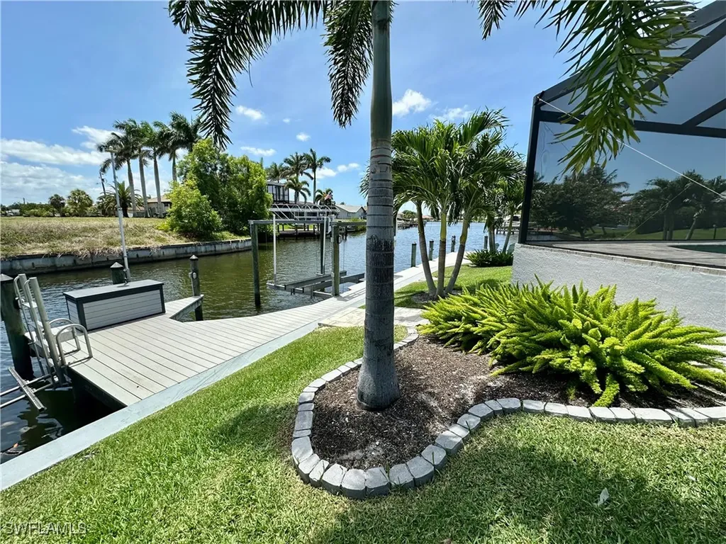 410 SE 26th Terrace Cape Coral FL 33904